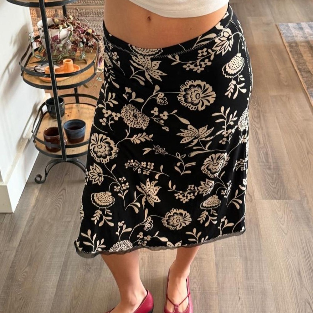 Vintage 90's black and cream floral midi skirt with mesh hem detail